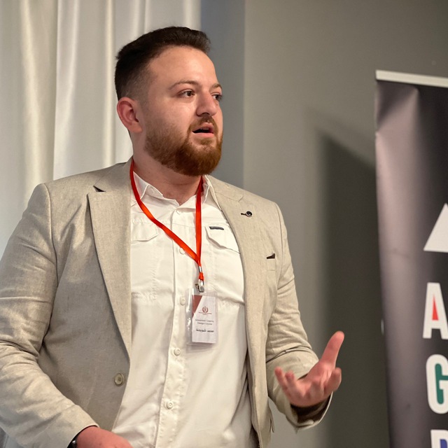 placeholder image-sq